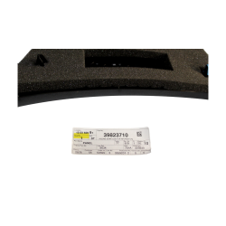 VOLVO XC60 tylna oslona slupka prawego OE 39823710