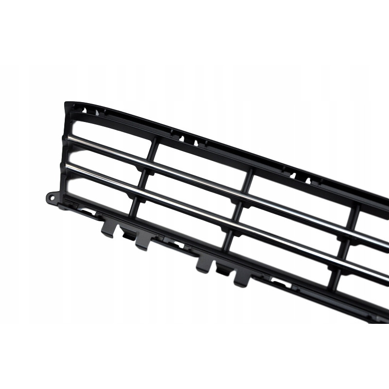 VOLVO V70 srodkowa kratka chrom zderzak przod OE 31323989