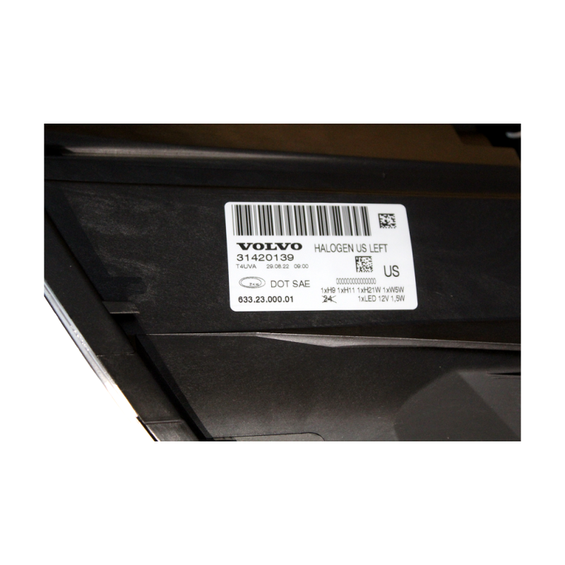 VOLVO V70 lampa przednia lewa lewy reflektor led OE 31420139