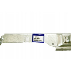 VOLVO XC60 II prawe mocowanie blotnika slizg OE 31424581