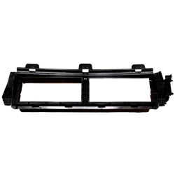 VOLVO XC60 II wlot dolna kierownica powietrza OE 32227933