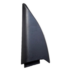 VOLVO V50 tylny prawy trojkat boczka drzwi OE