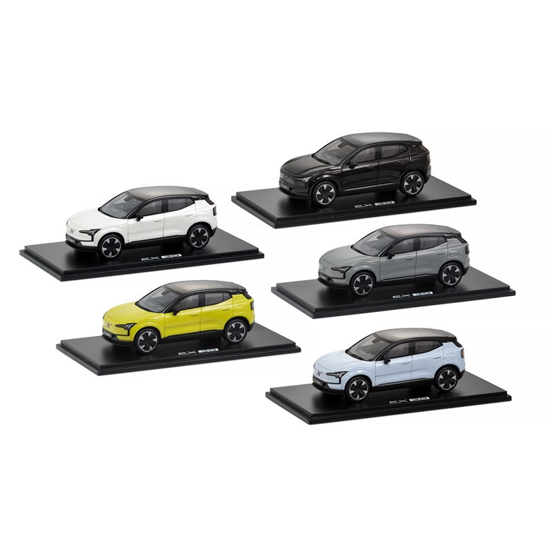 VOLVO model EX30 1:43 Onyx Black OE