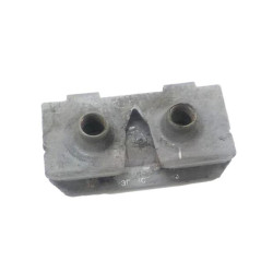 VOLVO S60 V60 XC60 mocowanie nakretka wzmocnienia czolowego OE 30762413