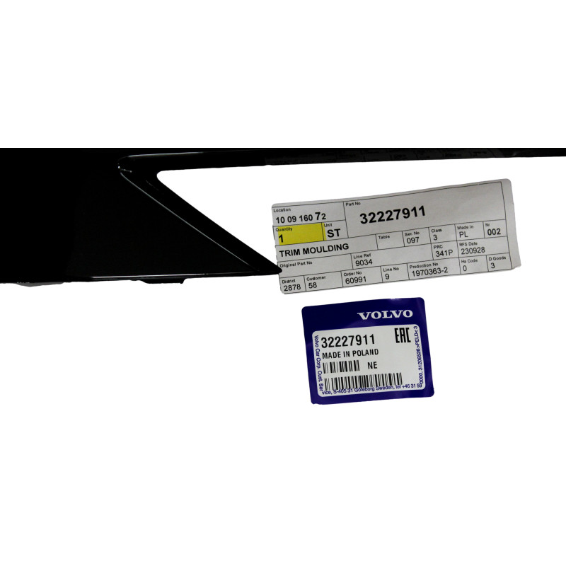 VOLVO XC60 II lewa listwa zderzaka przod R-Design OE