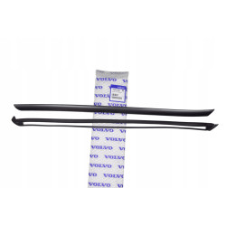 VOLVO XC60 prawa pionowa listwa szyby czolowej OE