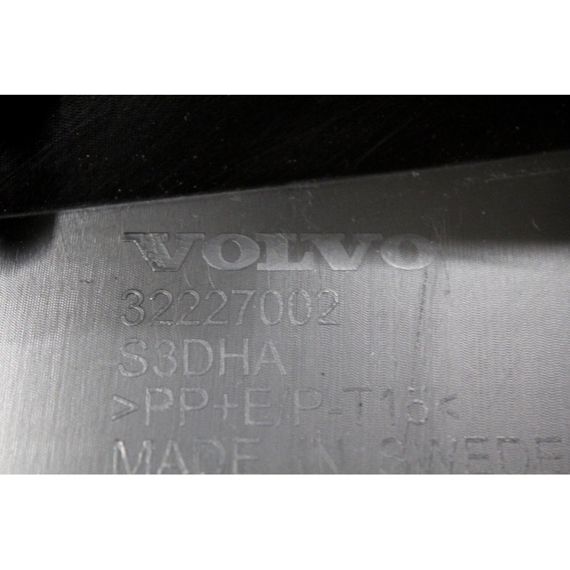 VOLVO S60 V60 III dyfuzor dokladka zderzak tyl OE 32227002